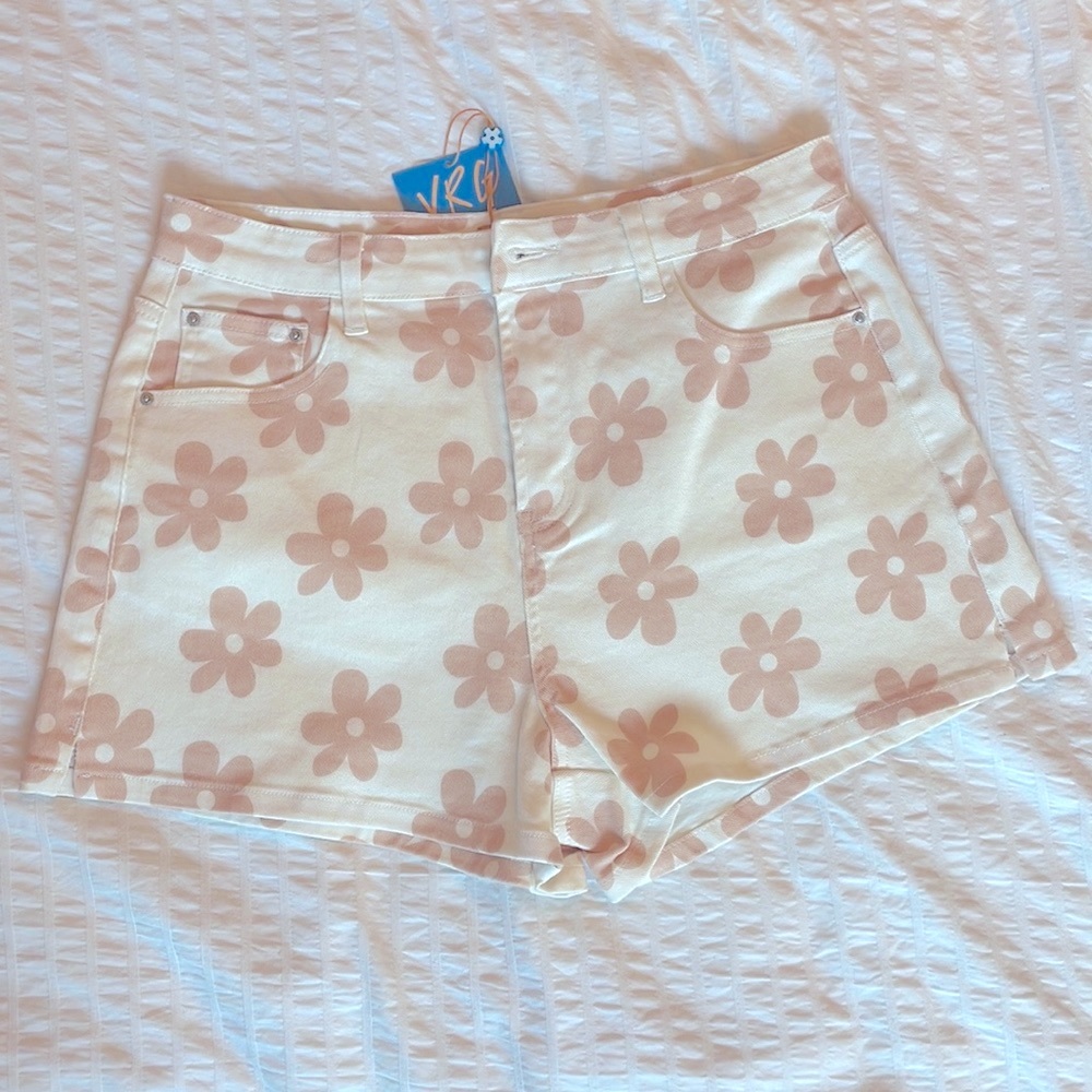 Verge Girl VRG GRL Blush Pink Shorts